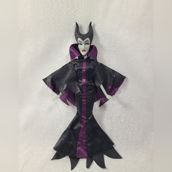 Disney Store Classics Maleficent Villain 12" And Sleeping Beauty Dolls - Picture 4 of 8